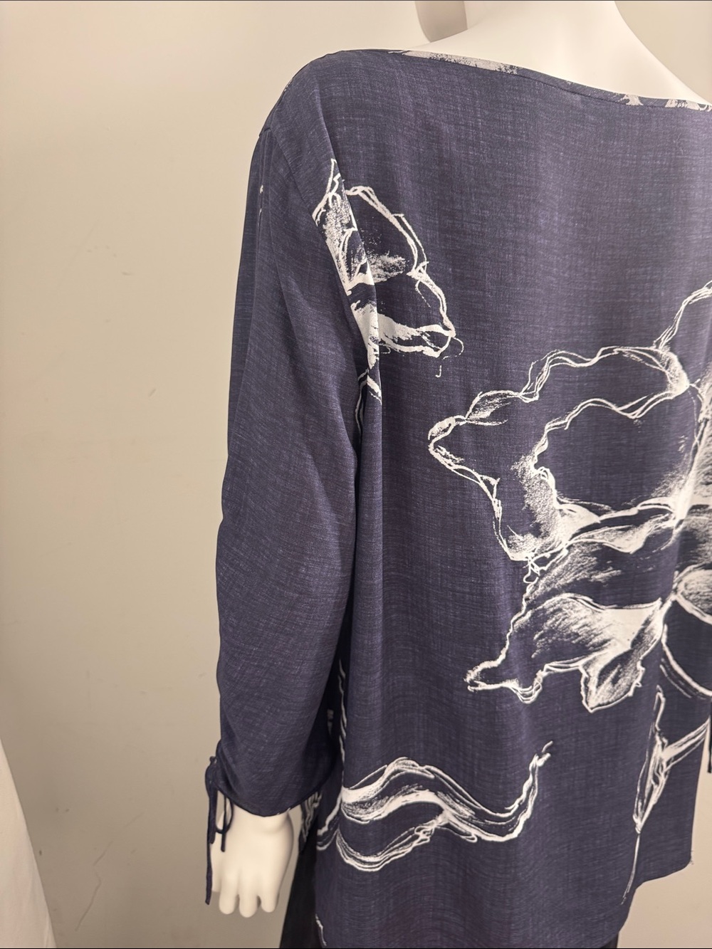 Lafayette 148 New York Georgina Silk Floral Blouse Large - Picture 10 of 11